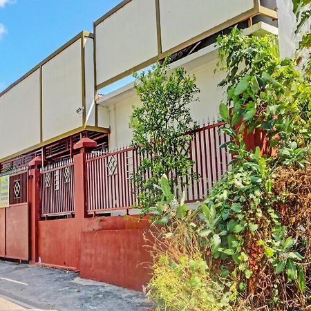 Oyo 91416 Puri 88 Homestay Kupang  Exterior foto
