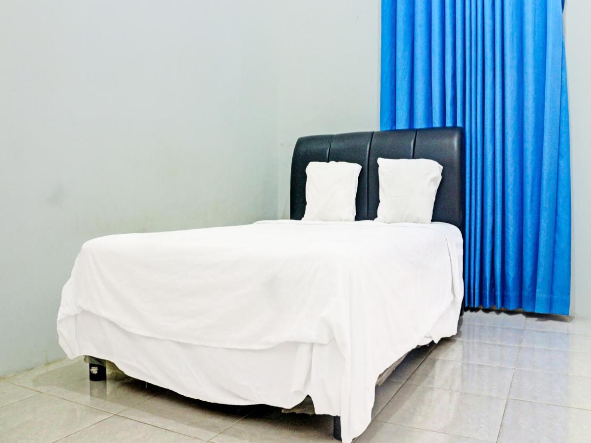 Oyo 91416 Puri 88 Homestay Kupang  Exterior foto