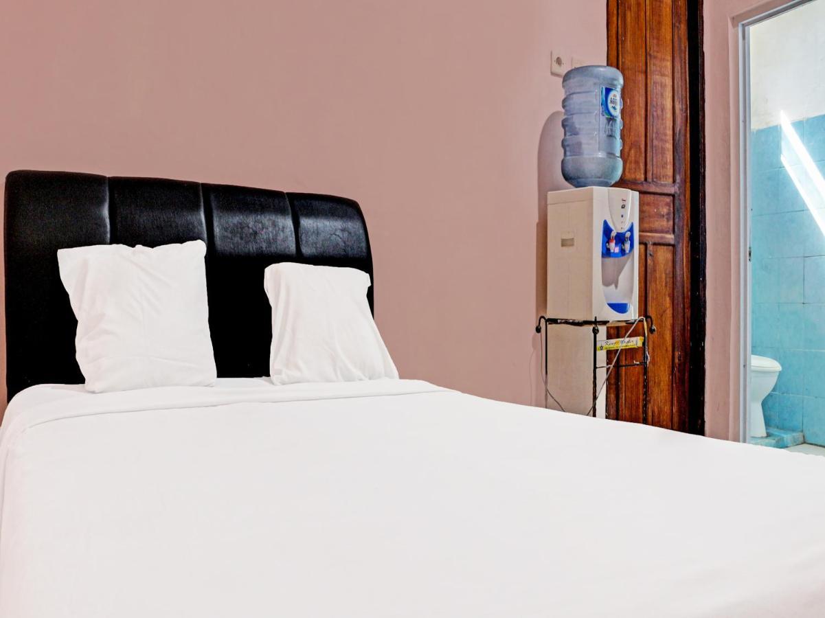 Oyo 91416 Puri 88 Homestay Kupang  Exterior foto